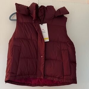 NWT lululemon wunder puff cropped vest